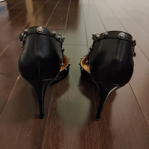 HALOGEN Martine Studded T-Strap Pump - Picture 3 of 5